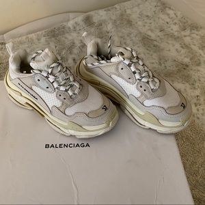 Women’s Balenciaga triple s
